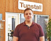 Hotline ansætter første IT-support elev