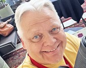 Det gode budskab kræver kaffe, kruseduller og flere udkast